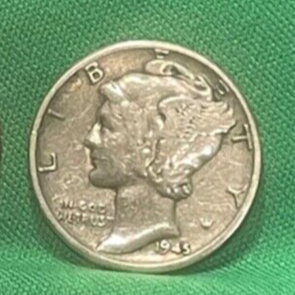 1945- 2 Mercury Head Silver Dimes Circulated Last Year  Issue (two) 203796319910 - Picture 2 of 6